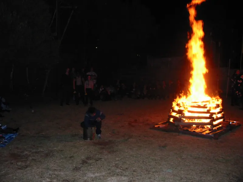 Group Campfire 2004, photo 13