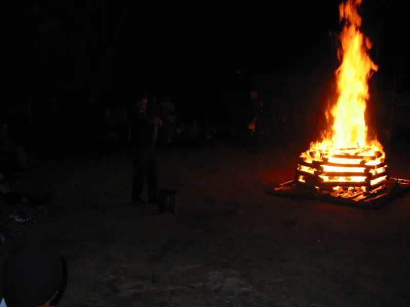 Group Campfire 2004, photo 14