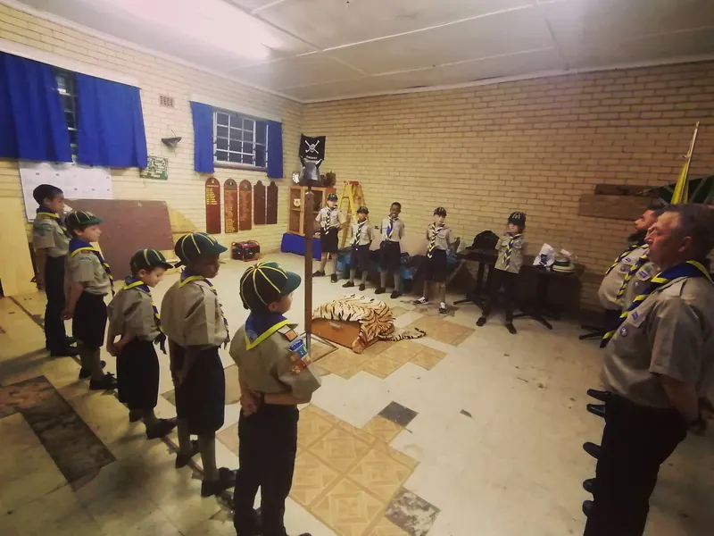 Cub investitures, photo 16