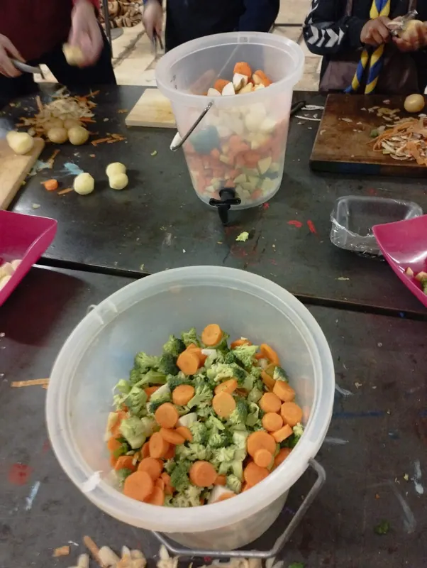 Cubs make soup for Kencare, photo 12
